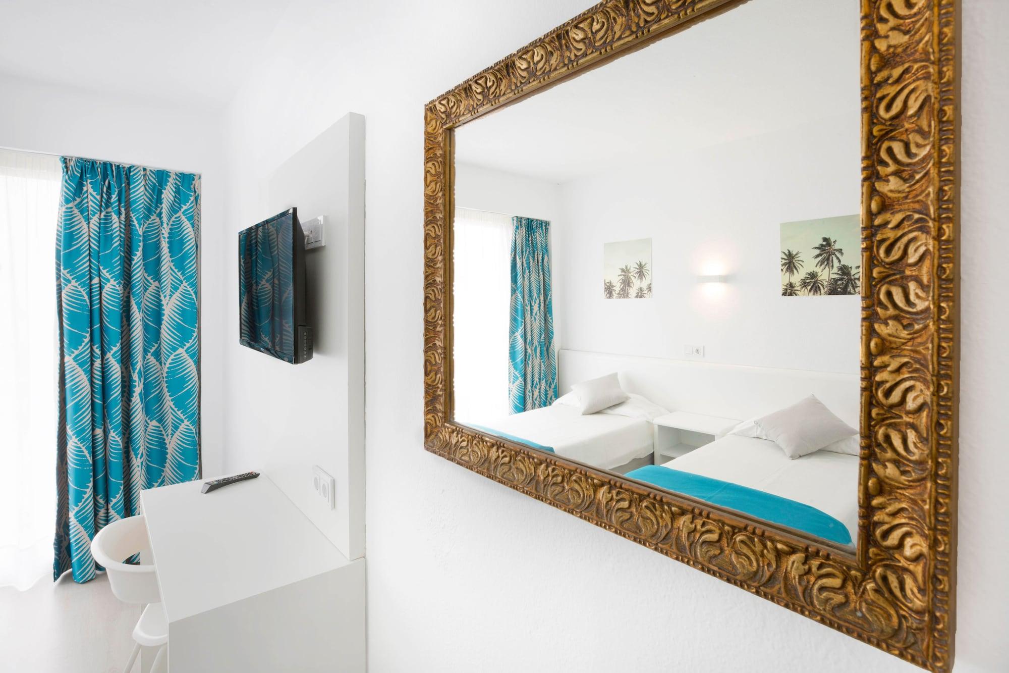 บลู ซี อาเรนัล ทาวเวอร์ - ผู้ใหญ่เท่านั้น Hotel เอลอาเรนัล ภายนอก รูปภาพ